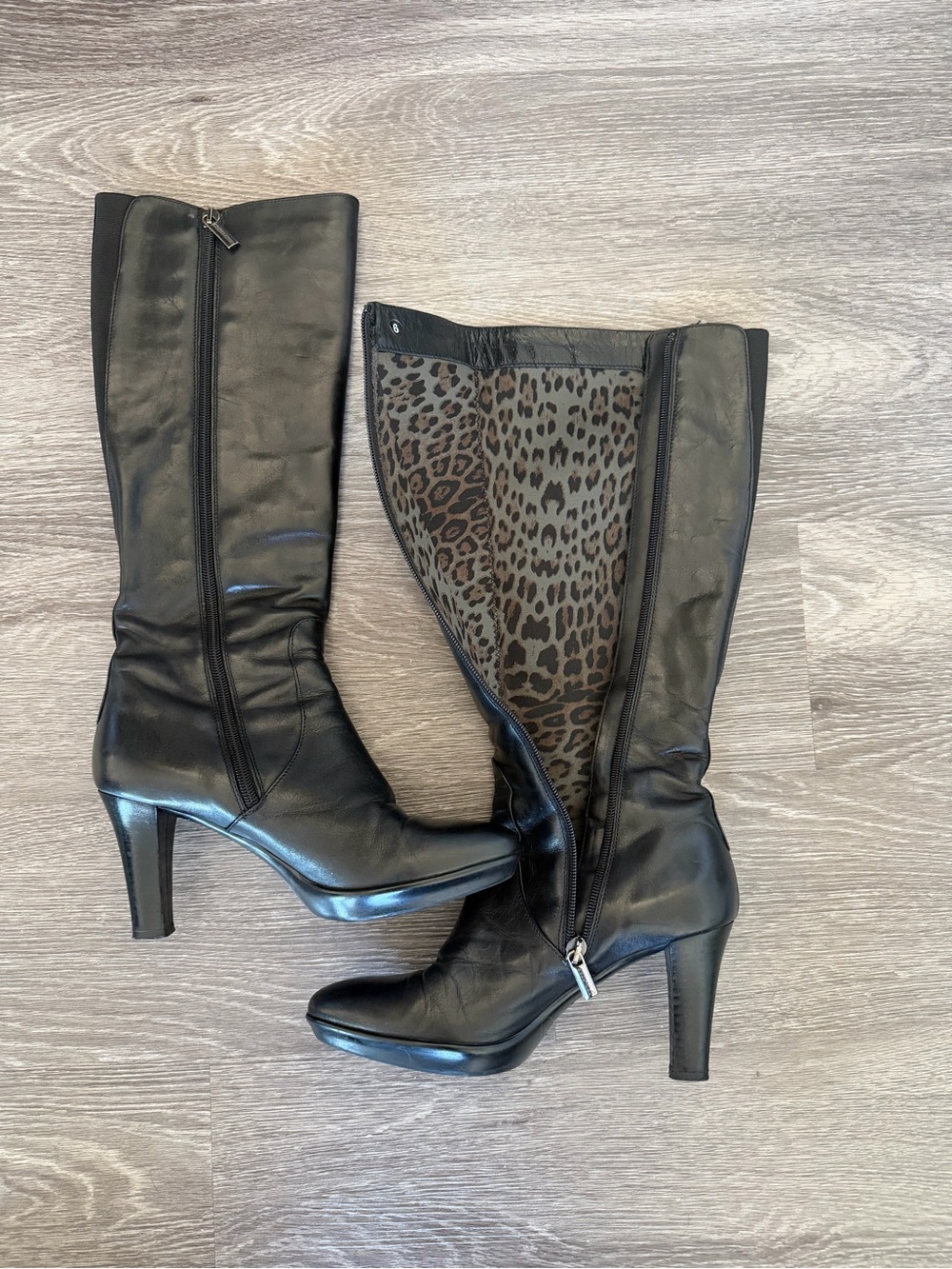 Aquatalia Black Leather Knee-High Heeled Boots with Leopard Lining